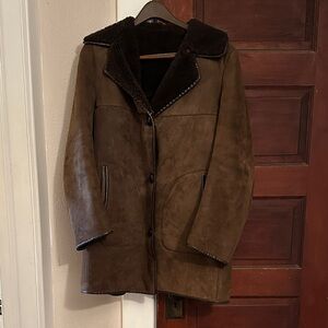 Beautiful Vintage British Shearling Brown Women’s Coat Size 38